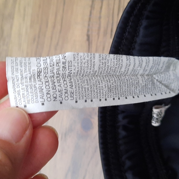 Under Armour Heat Gear Drawstring Shorts - Picture 13 of 13